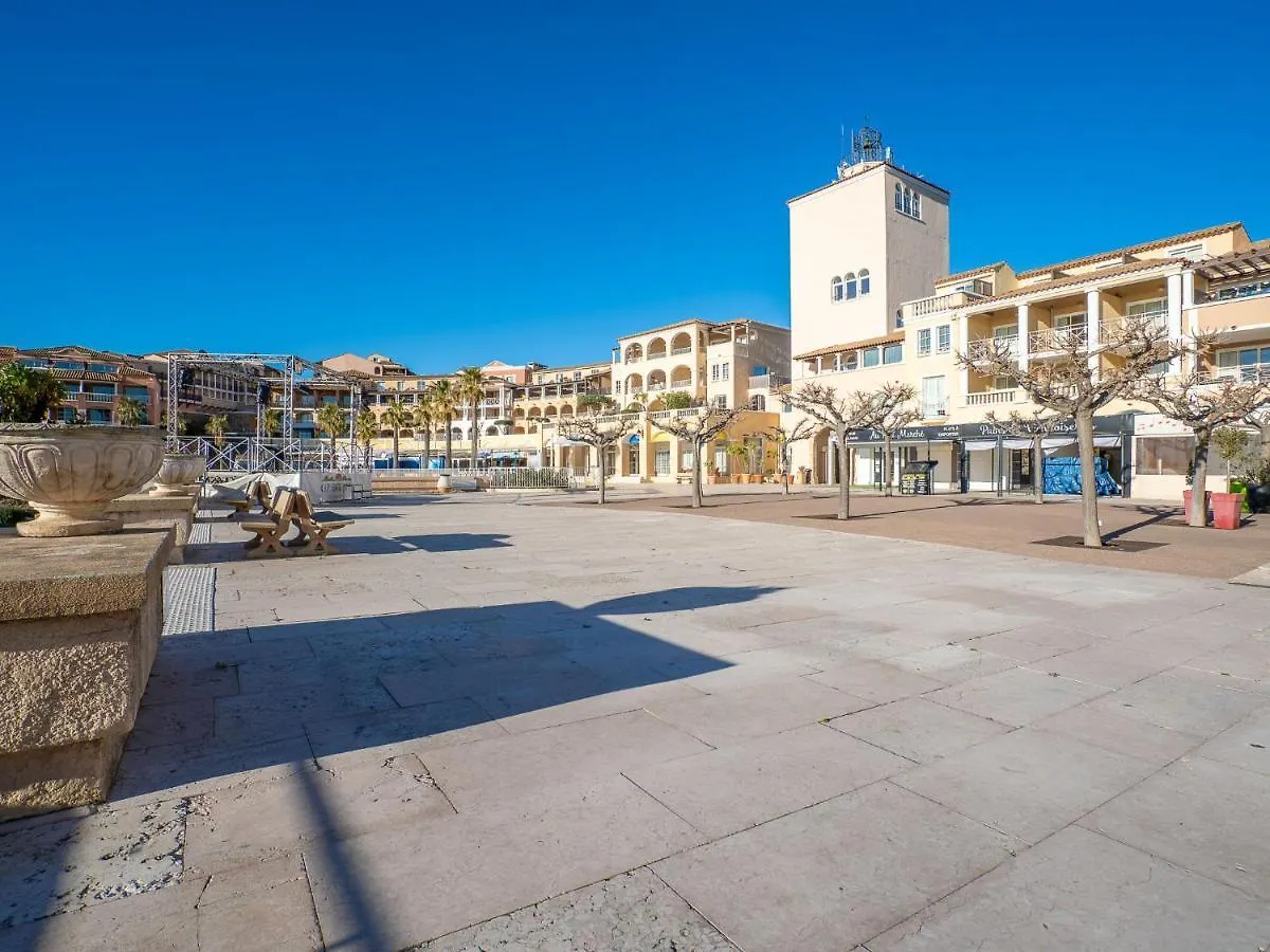 Studio Village Cap Esterel - Le Village-8 By Interhome Saint-Raphaël 0*,  Frankrike